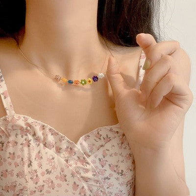 Soft Aesthetic Mini Bead Flowers Necklace