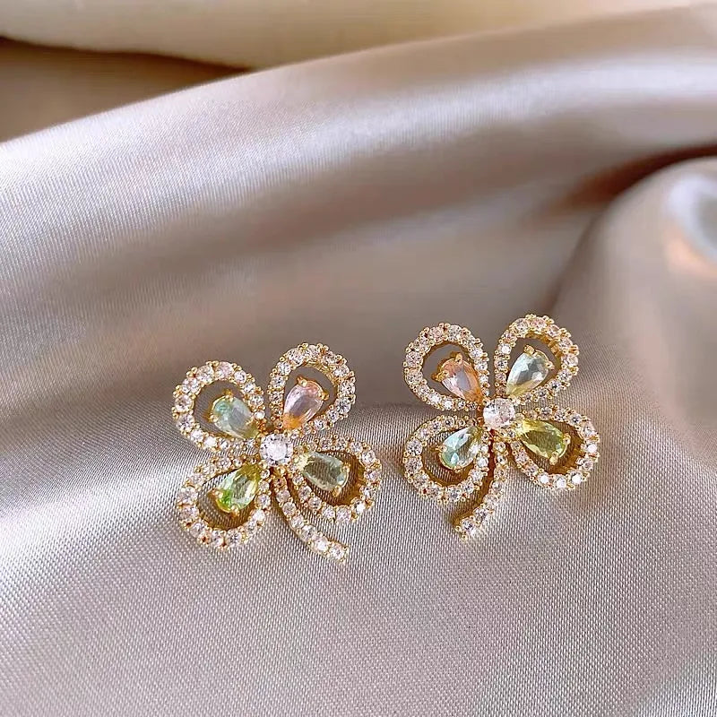 Muti-Colour Petal Classic Style Ear Studs