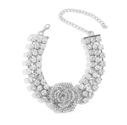 Elegant rose Choker – | premium good |