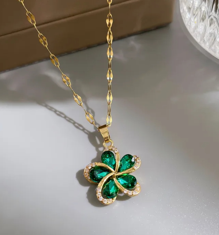 Green Flower Necklace – Stainless Steel